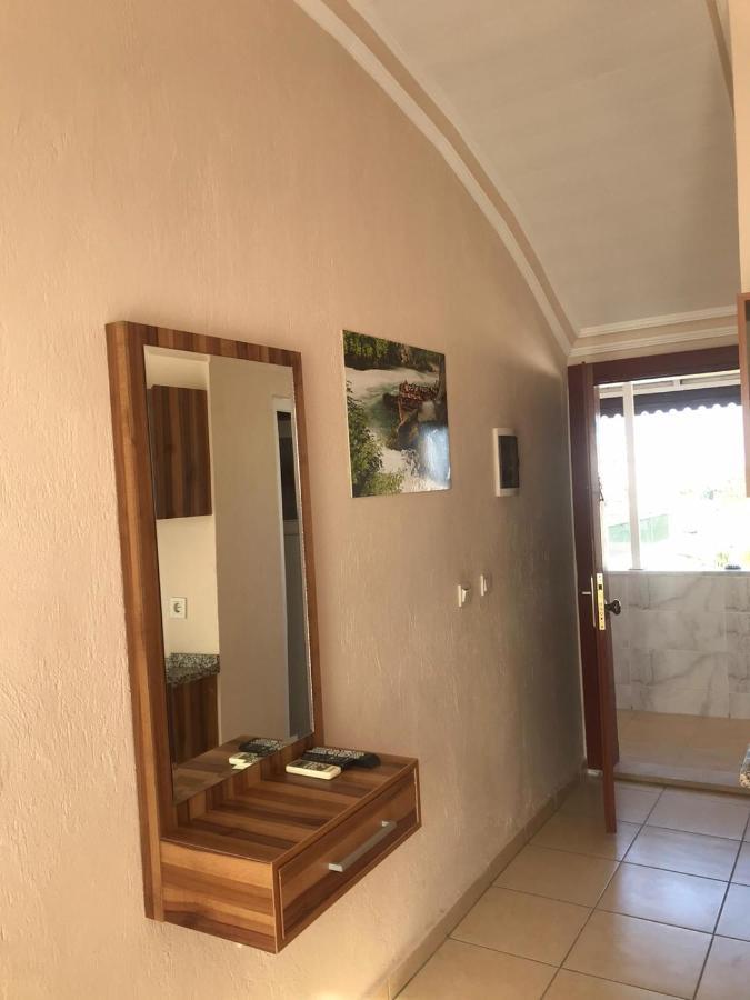 Unside Apart Otel Екстериор снимка